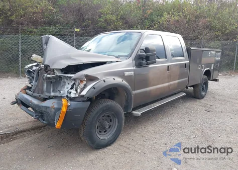 2000 Ford Super Duty F-250 Lariat/Xl/Xlt z USA, uszkodzony, nr VIN 1FTNW21F9YEB14399